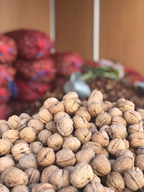 Walnuts: a delicious and complete source of nutrients