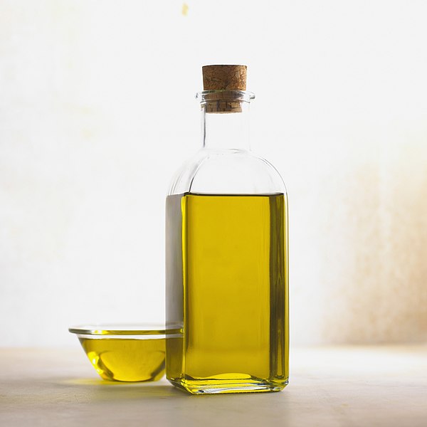 L'olio d'oliva, il cuore della dieta mediterranea